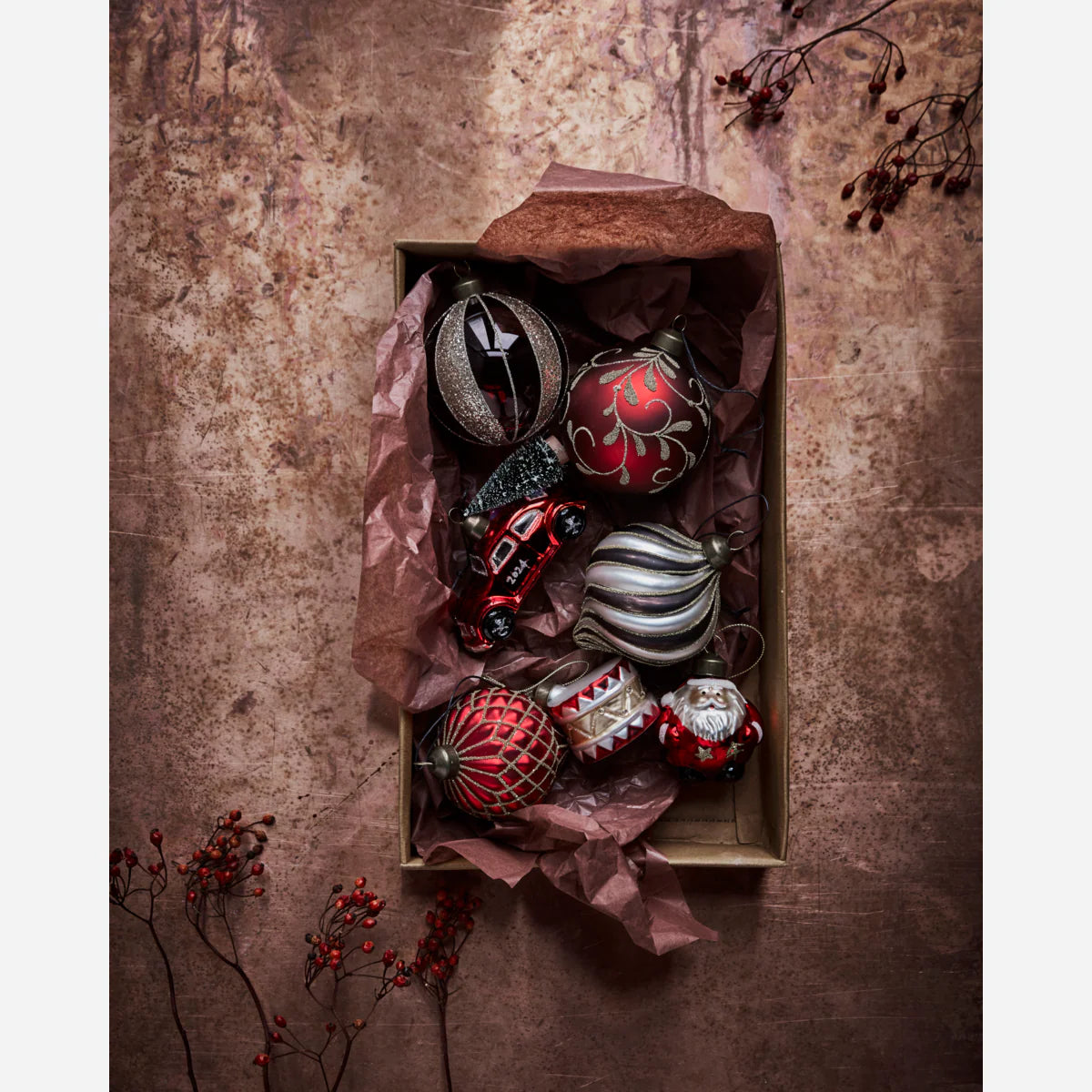 Red Tambur Christmas Ornaments