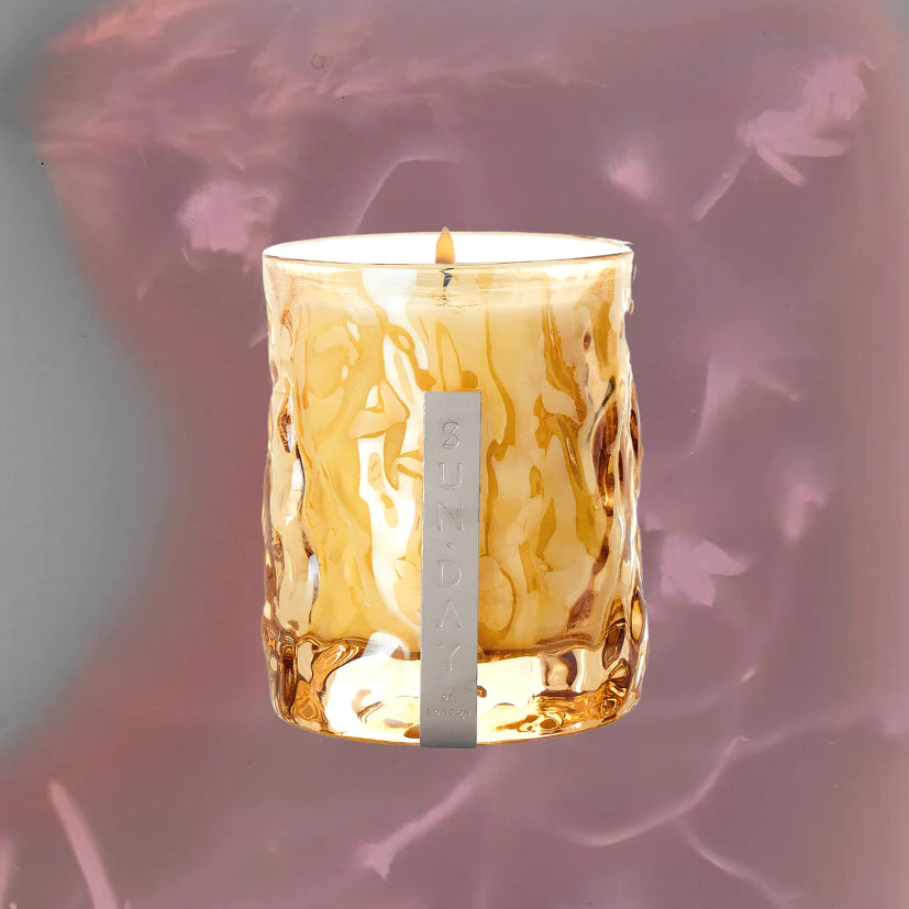 Dusk candle - V. Riad