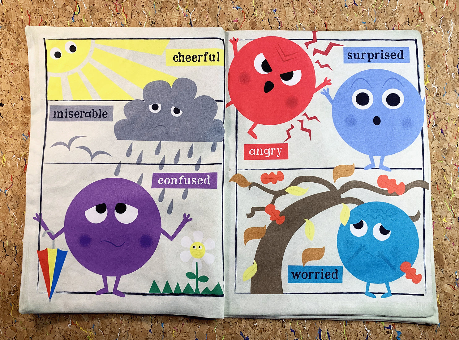 Nursery Times Crinkly Book EMOTIONS - first words & colours