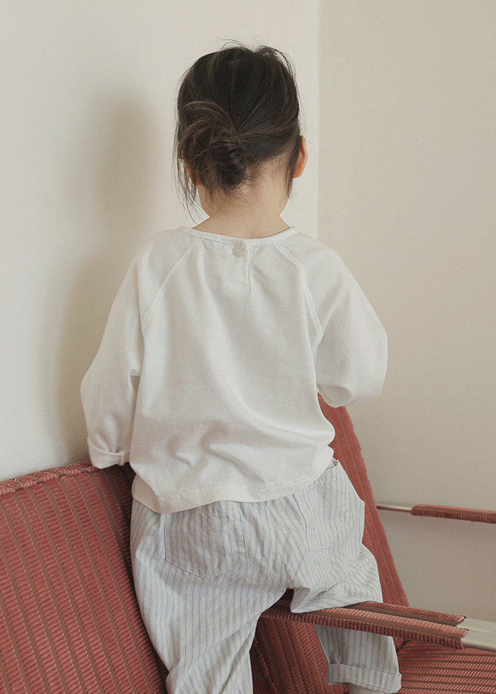 Back Button Raglan T in Ivory