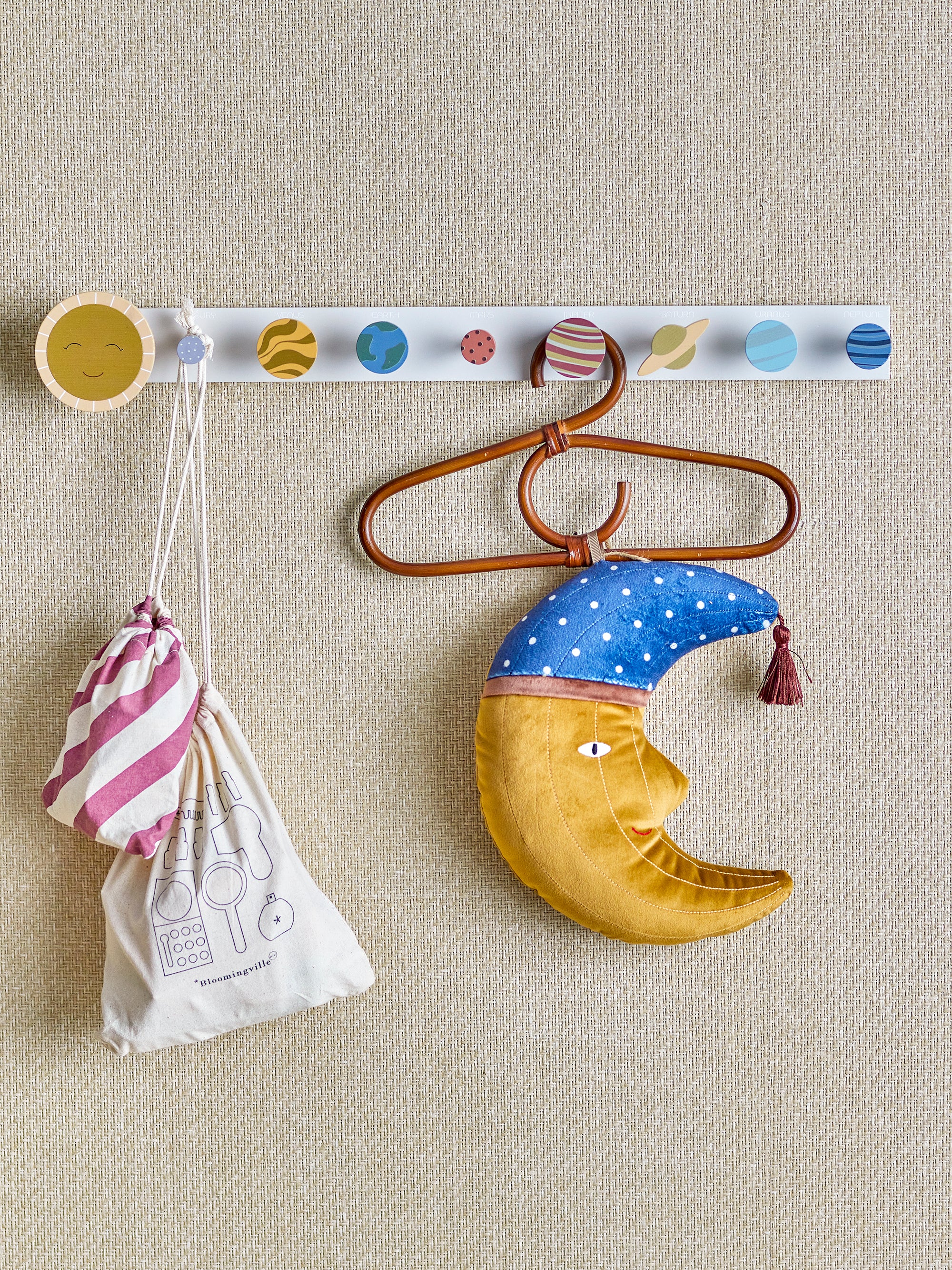 Aranya Children's Hanger Brown