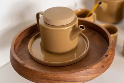 Mustard Teapot with Mat Lid in Small (500ml)