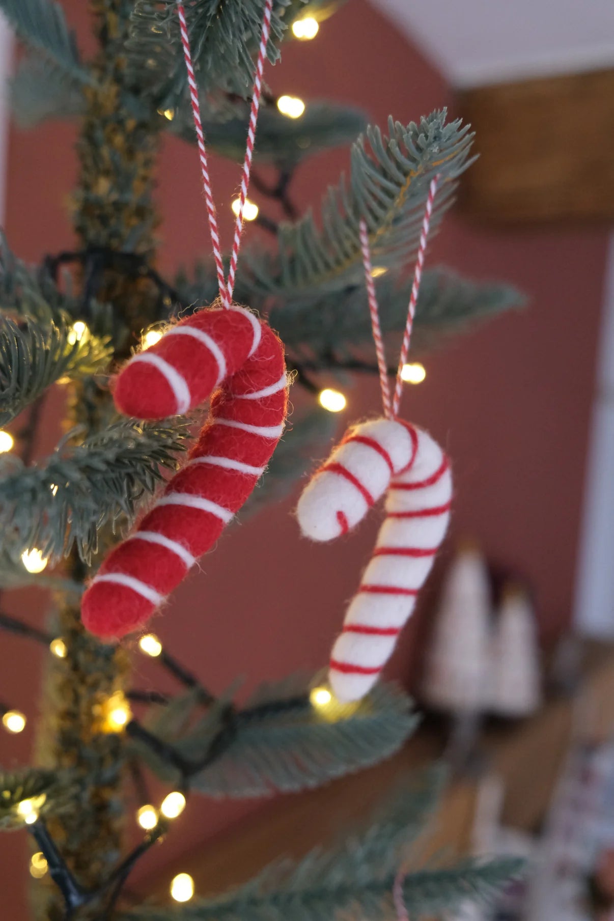 Candycane Hanging Decorations (Set of 2)