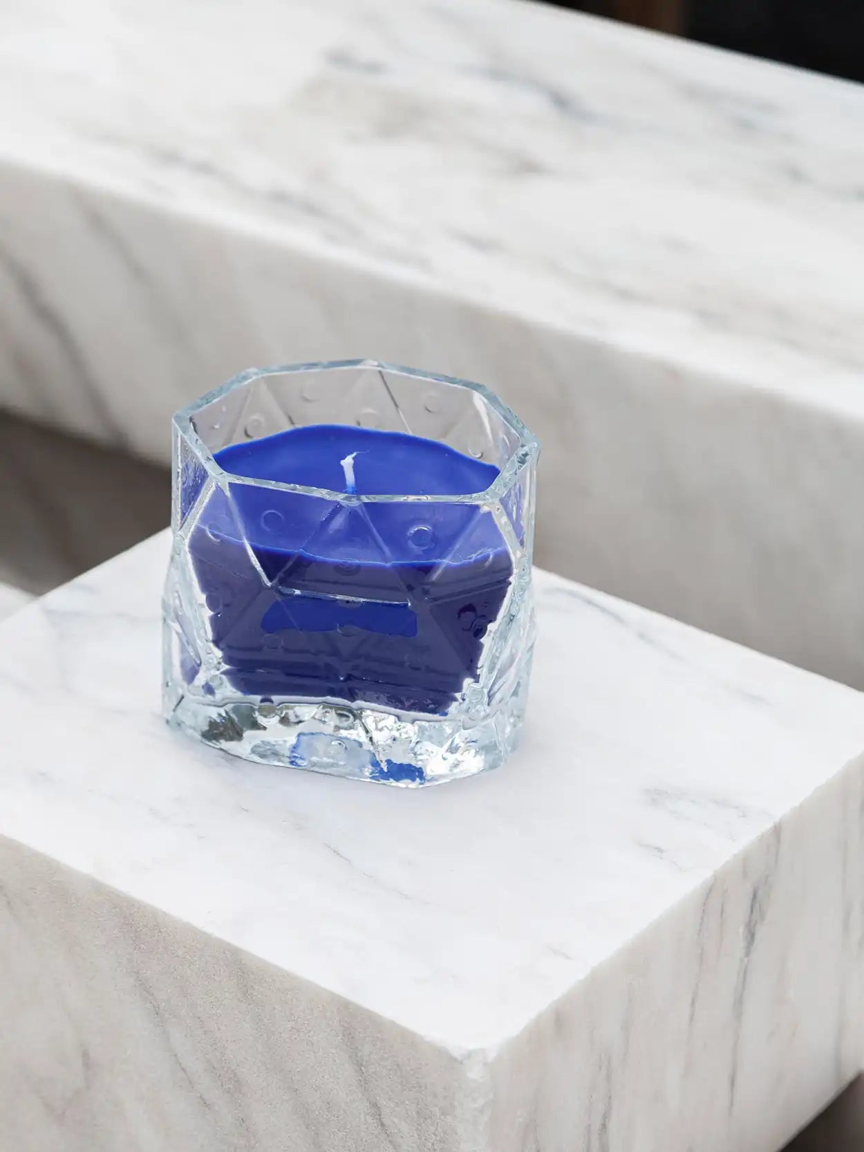 Poliedro Scented Candle in Blue Glass