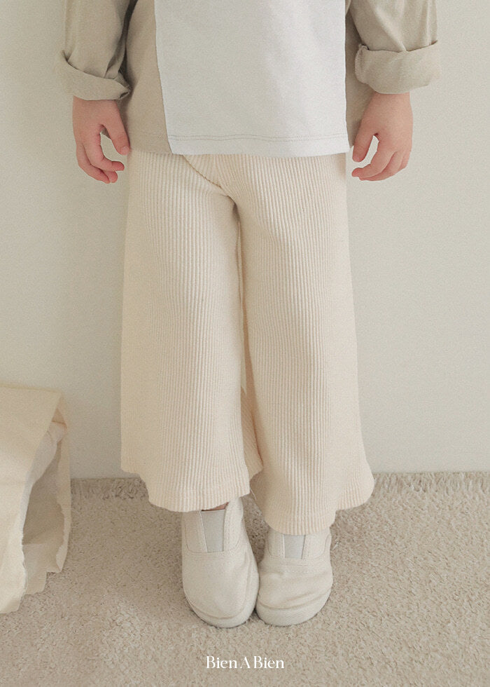 Flare Ribbed Pant in Cream
