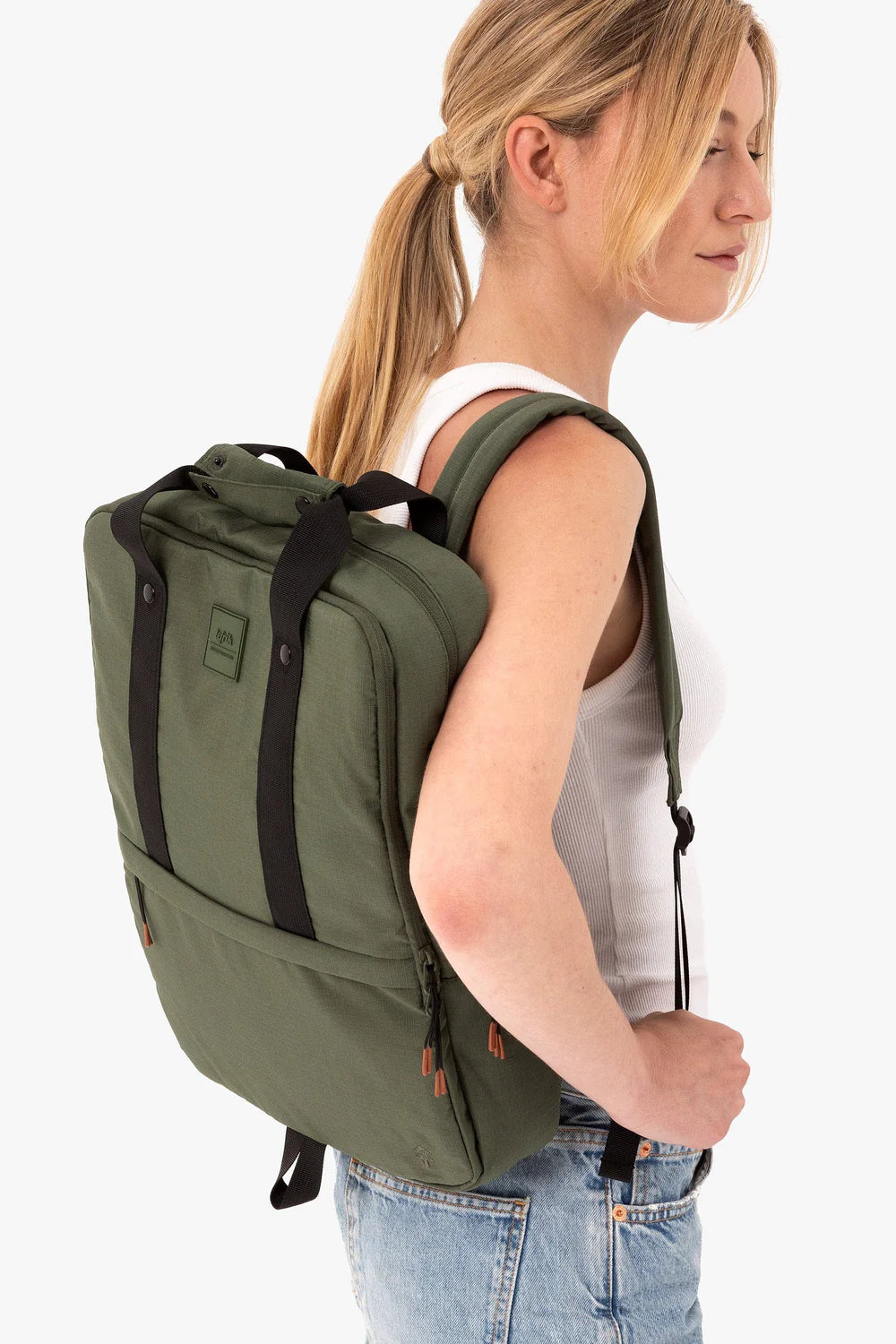 Daily Back Pack 15" VANDRA in Pine Ripstop