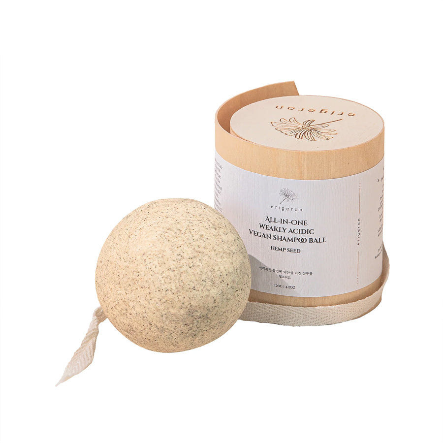 All in one Vegan Shampoo Ball in Heartleaf Green