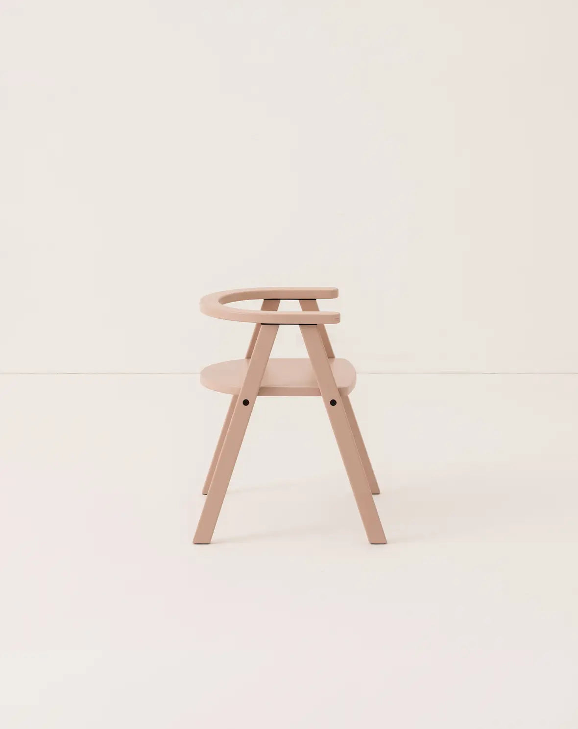 Growing Green Kid Chair Colored Blush