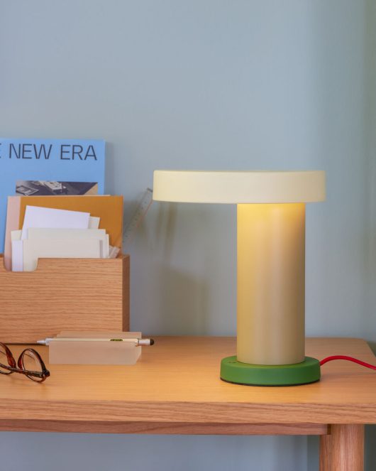 Magic Table Lamp in Green/Olive