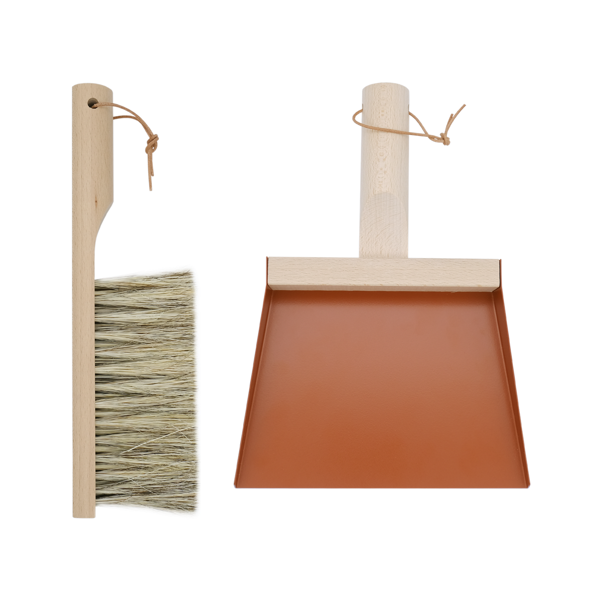 Clynk Natural Hand Brush & Dustpan Set in Brick Red