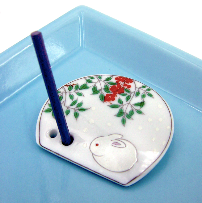 Decorative Porcelain Incense Holder with White Bunny Painting