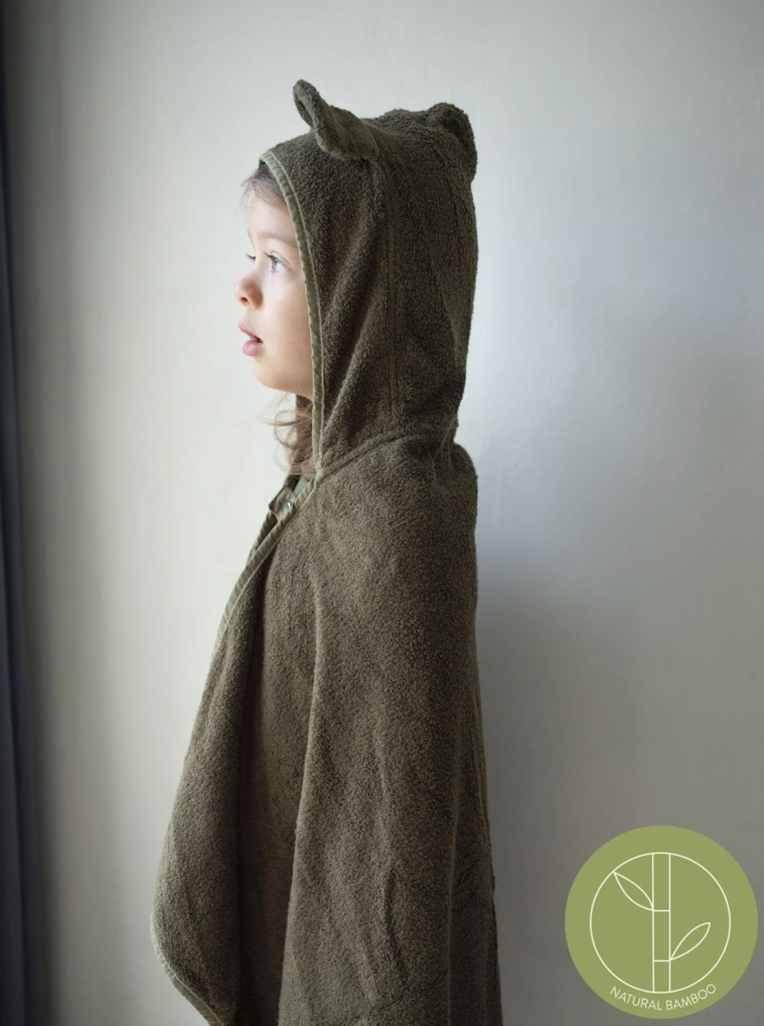 Bear Hooded Junior Towel in Olive (4-7 years)