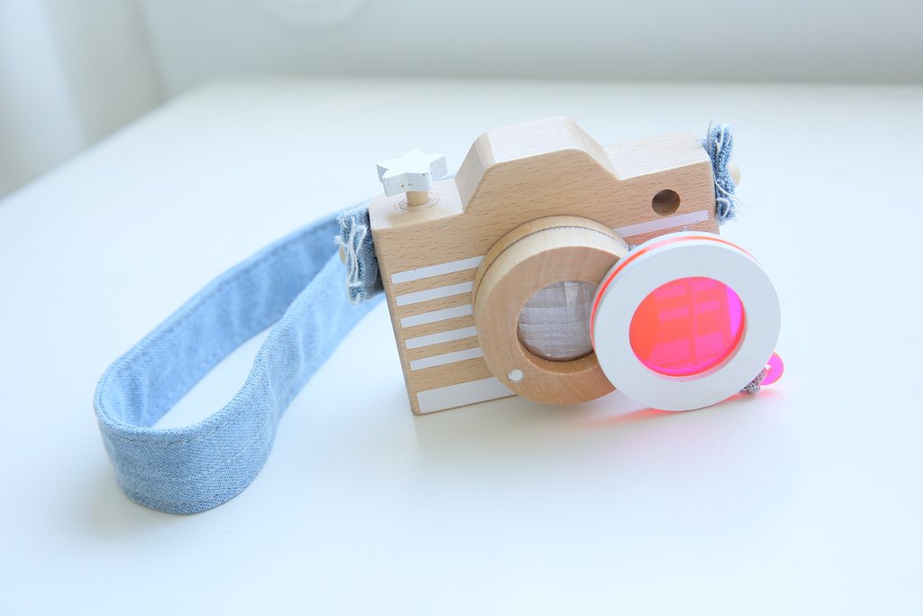 Wooden Camera Pink with a Kaleidoscope Lens & Denim Strap