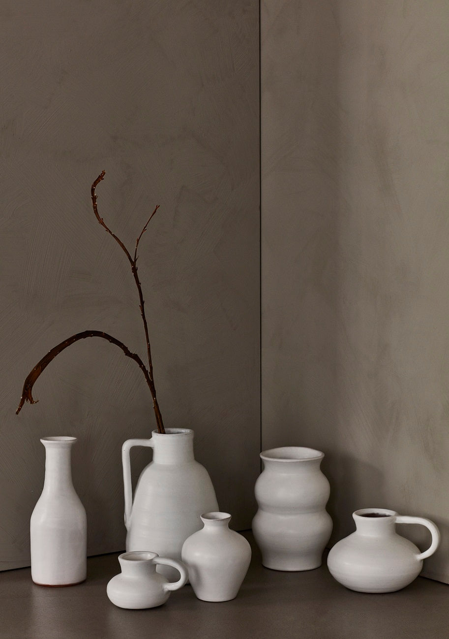 White Camomille Stoneware Vase in Medium